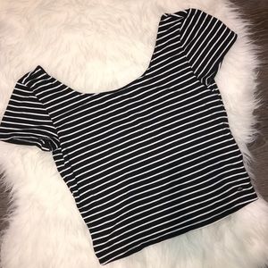 American Eagle Black and White Crop Top